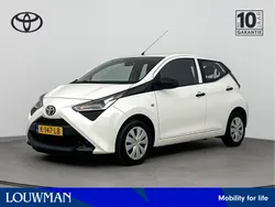 Wit Gebruikt 2021 Toyota Aygo Hatchback | € 9.345 (Goede deal)