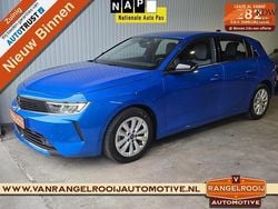 Blauw Gebruikt 2022 Opel Astra Edition Hatchback | € 17.395 (Eerlijke prijs)