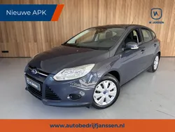 Grijs Gebruikt 2011 Ford Focus Trend Hatchback | € 5.450 (Eerlijke prijs)