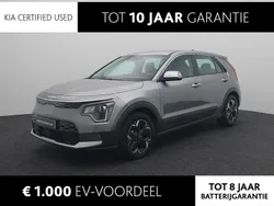 Grijs, metallic lak Gebruikt 2024 Kia e-Niro Light SUV | € 30.940 (Super prijs)