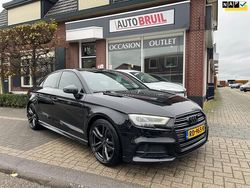 Zwart Gebruikt 2018 Audi A3 S-Line Sedan | € 15.900 (Goede deal)