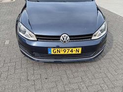 Blauw Gebruikt 2015 VW Golf VII Edition Hatchback | € 10.500 (Goede deal)