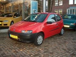 Rood Gebruikt 2000 Fiat Punto Hatchback | € 2.250 (Eerlijke prijs)