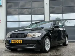 Zwart Gebruikt 2011 BMW 116 Hatchback | € 4.450 (Goede deal)