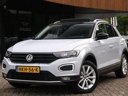 Wit Gebruikt 2018 VW T-Roc Business SUV | € 21.950 (Goede deal)