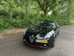 Zwart Gebruikt 2014 Alfa Romeo Giulietta Hatchback | € 14.999