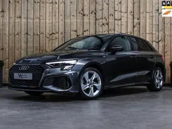 Grijs Gebruikt 2022 Audi A3 Sportback S-Line Hatchback | € 28.500 (Goede deal)