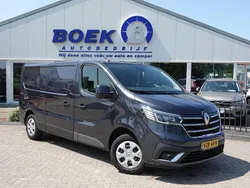 Grijs Gebruikt 2023 Renault Trafic Van | € 22.790 (Eerlijke prijs)