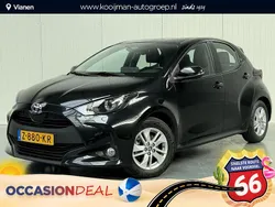 Night sky black metallic (zwart metallic) Gebruikt 2024 Toyota Yaris Hybrid Active Hatchback | € 23.950 (Eerlijke prijs)