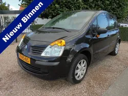 Zwart Gebruikt 2005 Renault Modus Dynamique MPV | € 1.950 (Eerlijke prijs)