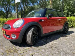 Rood Gebruikt 2009 Mini ONE Hatchback | € 4.750 (Eerlijke prijs)