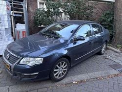 Grijs Gebruikt 2007 VW Passat Comfortline Sedan | € 3.500 (Iets duurder)