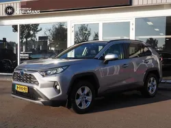 Grijs Gebruikt 2019 Toyota RAV4 SUV | € 29.450 (Iets duurder)