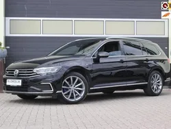 Zwart Gebruikt 2020 VW Passat Business Stationwagen | € 23.900 (Eerlijke prijs)