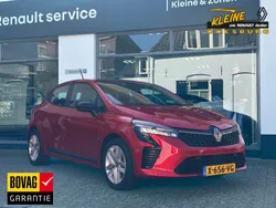 Rood Gebruikt 2024 Renault Clio V Evolution Hatchback | € 24.645