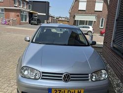 Grijs Gebruikt 2002 VW Golf IV Hatchback | € 1.600 (Eerlijke prijs)
