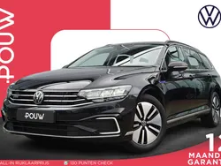 Zwart Gebruikt 2022 VW Passat Business Stationwagen | € 22.900 (Goede deal)