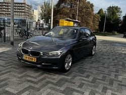 Grijs Gebruikt 2012 BMW 320 Sedan | € 8.250 (Goede deal)
