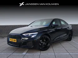 Zwart Gebruikt 2022 Audi A3 Premium Sedan | € 29.395 (Duur)