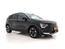 Aurora black pearl (zwart metallic) Gebruikt 2023 Kia e-Niro Comfort SUV | € 30.445 (Goede deal)