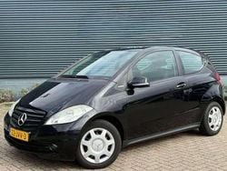 Zwart Gebruikt 2009 Mercedes A160 Hatchback | € 999 (Eerlijke prijs)