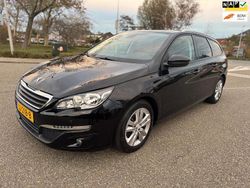 Zwart (metallic) Gebruikt 2016 Peugeot 308 Stationwagen | € 8.495 (Super prijs)
