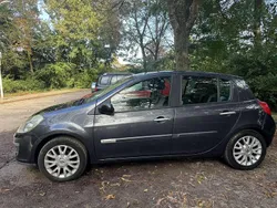 Grijs Gebruikt 2008 Renault Clio II Hatchback | € 1.650 (Goede deal)