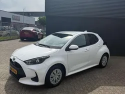 Wit Gebruikt 2021 Toyota Yaris Hybrid Active Hatchback | € 17.950 (Goede deal)