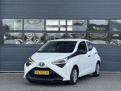 Wit Gebruikt 2019 Toyota Aygo Hatchback | € 7.999 (Eerlijke prijs)