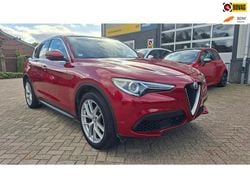 Rood Gebruikt 2017 Alfa Romeo Stelvio Super SUV | € 24.750 (Iets duurder)