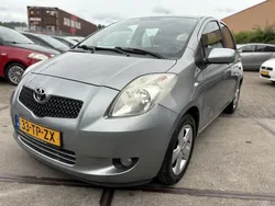 Grijs Gebruikt 2007 Toyota Yaris Luna Hatchback | € 4.950 (Eerlijke prijs)