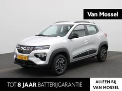 Grijs Gebruikt 2023 Dacia Spring Essentiel Hatchback | € 11.640 (Eerlijke prijs)