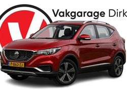 Rood Gebruikt 2021 MG ZS Luxury Sedan | € 14.889 (Goede deal)