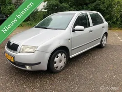 Grijs Gebruikt 2001 Skoda Fabia Elegance Hatchback | € 999 (Goede deal)