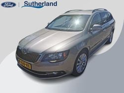 Grijs Gebruikt 2014 Skoda Superb Business Line Stationwagen | € 13.900