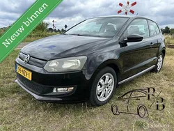 Zwart, metallic lak Gebruikt 2011 VW Polo Comfortline Hatchback | € 2.699 (Goede deal)