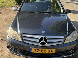 Grijs Gebruikt 2007 Mercedes C220 Elegance Sedan | € 5.250 (Goede deal)