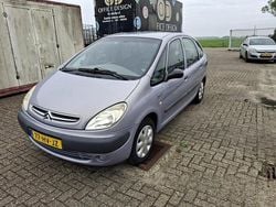 Grijs (metallic) Gebruikt 2002 Citroën Xsara Picasso MPV | € 850 (Eerlijke prijs)