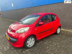 Rood Gebruikt 2007 Peugeot 107 Hatchback | € 1.689 (Eerlijke prijs)