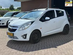 Wit Gebruikt 2010 Chevrolet Spark LT Hatchback | € 2.250 (Eerlijke prijs)