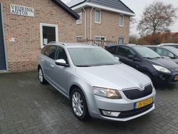 Grijs (metallic) Gebruikt 2016 Skoda Octavia Business Line Stationwagen | € 9.950 (Iets duurder)