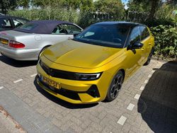 Geel Gebruikt 2022 Opel Astra Ultimate Hatchback | € 26.895 (Eerlijke prijs)