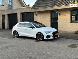 Wit Gebruikt 2020 Audi A3 Sportback S-Line Hatchback | € 35.950