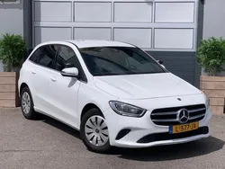 Wit Gebruikt 2021 Mercedes 200 MPV | € 13.450