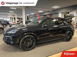 Zwart (metallic) Gebruikt 2020 Porsche Cayenne SUV | € 69.950 (Super prijs)