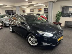 Zwart Gebruikt 2018 Ford Focus Titanium Hatchback | € 6.995 (Eerlijke prijs)