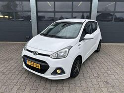 Wit Gebruikt 2014 Hyundai i10 Comfort Hatchback | € 7.435 (Iets duurder)