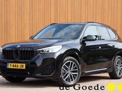 Zwart Gebruikt 2023 BMW X1 M Sport SUV | € 44.940 (Eerlijke prijs)