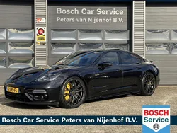 Zwart Gebruikt 2019 Porsche Panamera Turbo S Sedan | € 89.645 (Super prijs)