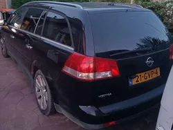 Zwart Gebruikt 2008 Opel Vectra Executive Stationwagen | € 500 (Super prijs)